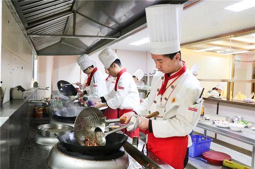 大理小厨师爆料视频,地道美食背后的故事